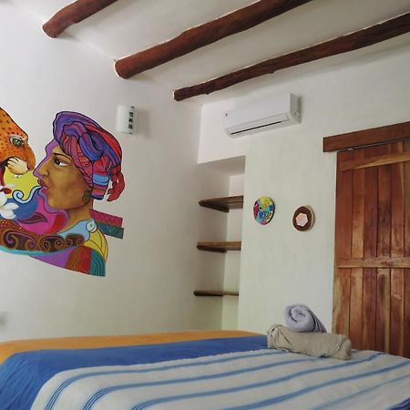 Art Maya Rooms ホルボックス島 エクステリア 写真