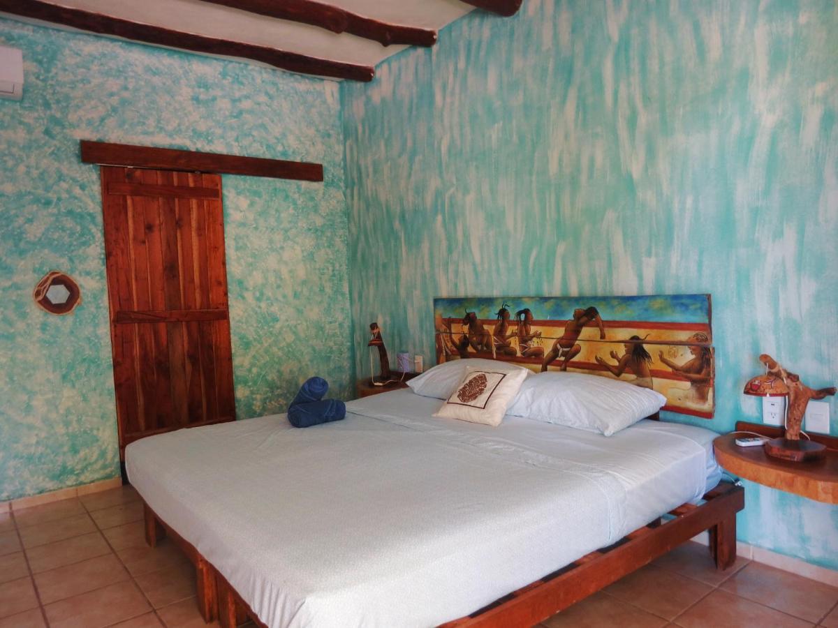 Art Maya Rooms ホルボックス島 エクステリア 写真