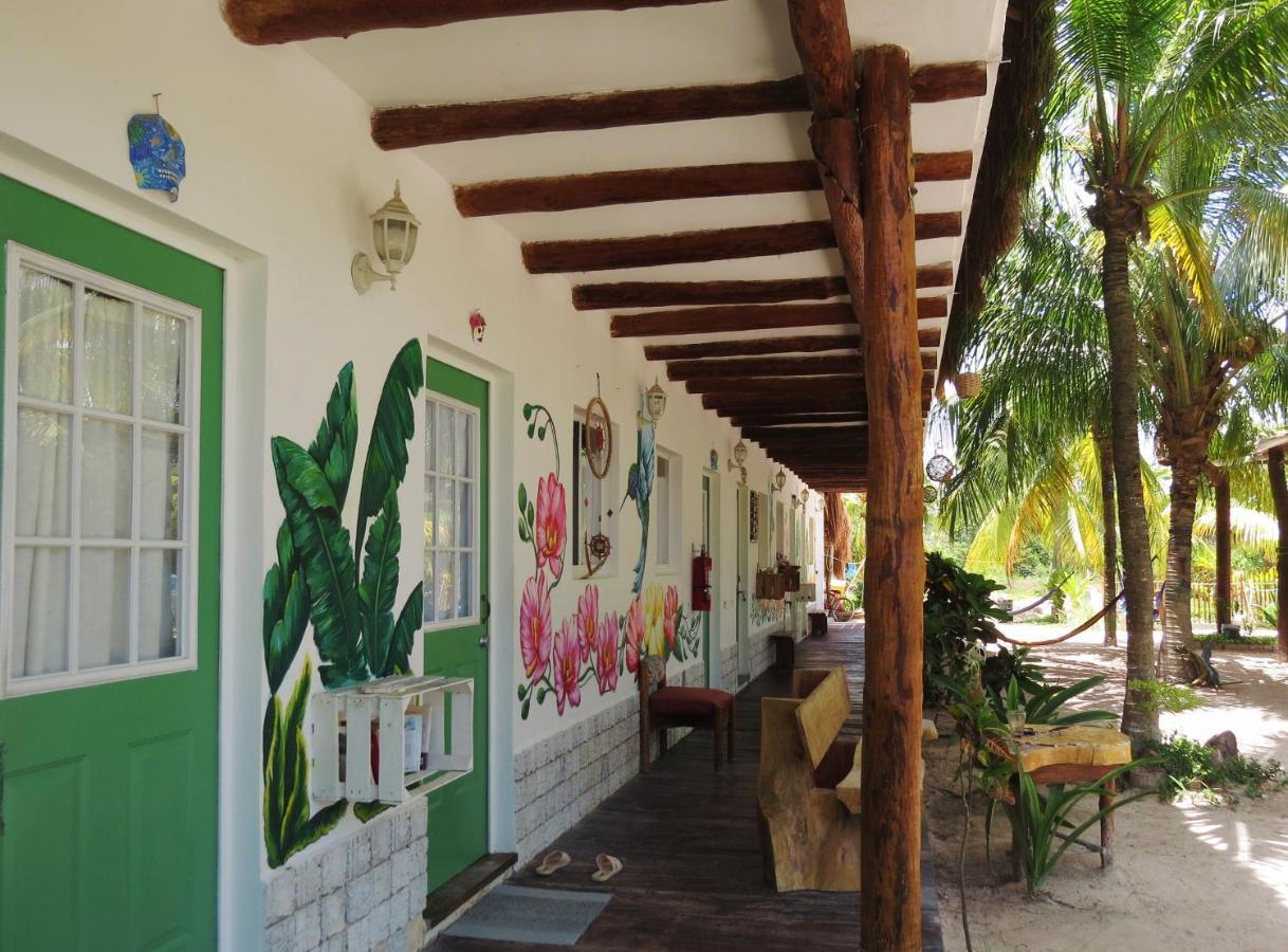 Art Maya Rooms ホルボックス島 エクステリア 写真