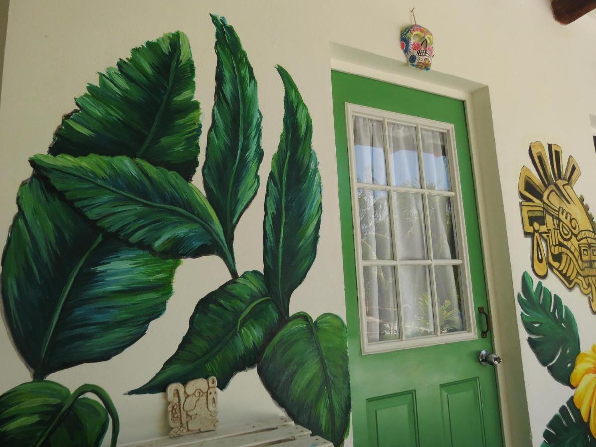 Art Maya Rooms ホルボックス島 エクステリア 写真